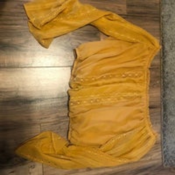 Tops - H&M crop top H&M crop top